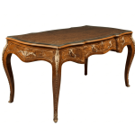 CEO VIP Desk CLA-023